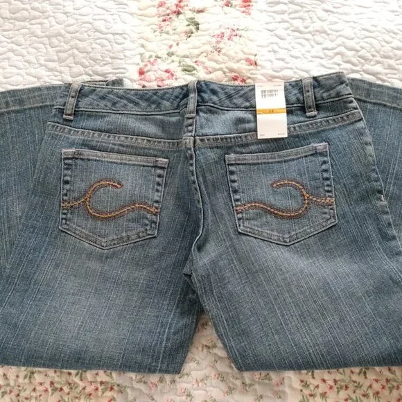 NWT, Calvin Klein capris, size 29 - Picture 5 of 7